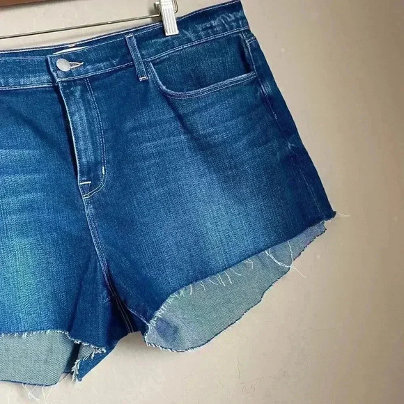L'AGENCE Audrey Cutoff Denim Shorts DAYTONA Size 32 - Picture 2 of 10